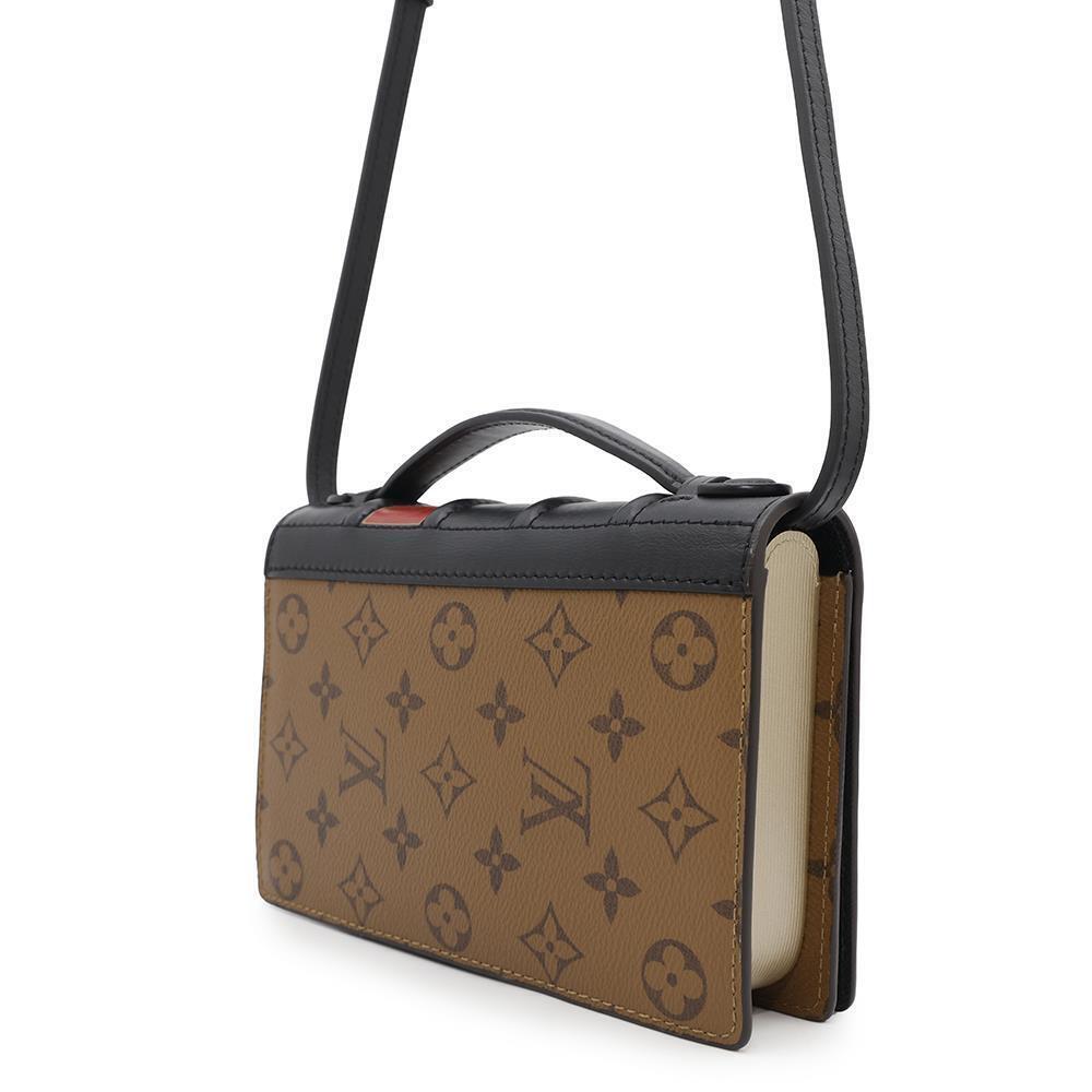 Louis Vuitton Monogram Wallet brown Book Reverse canvas Chain